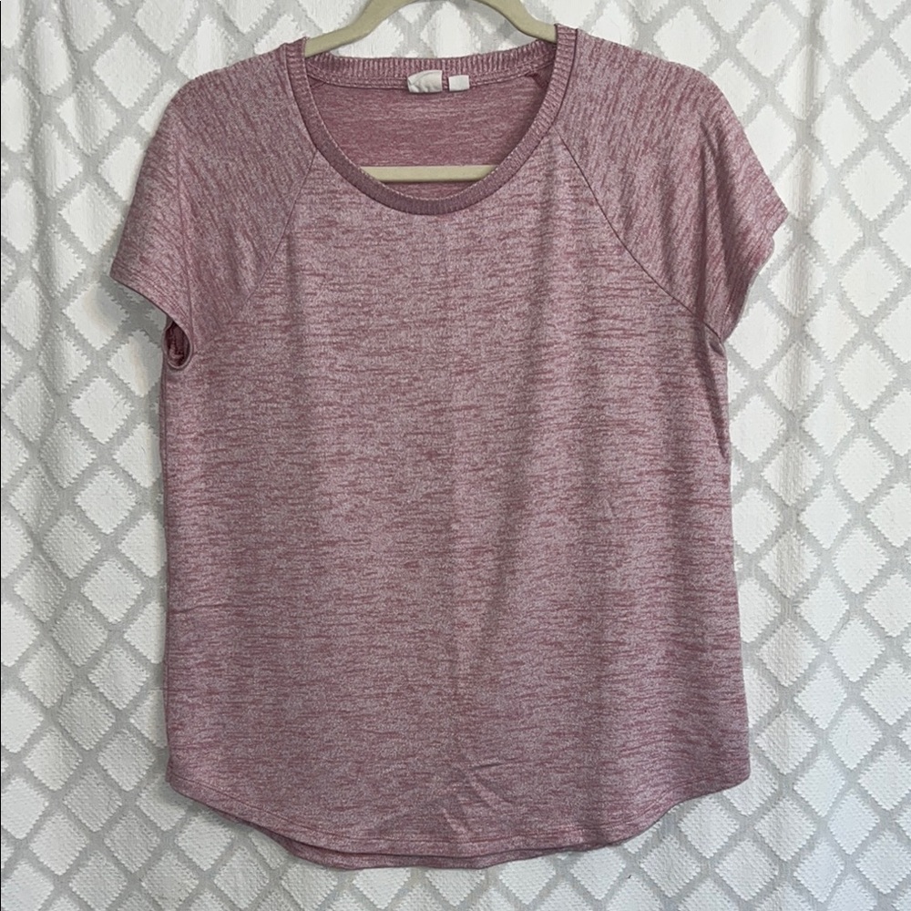 GAP Pink Heathered Short Sleeve Tee, Size M, great used condition!